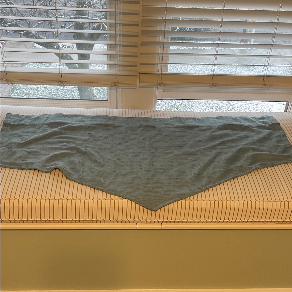 Curtain Valence